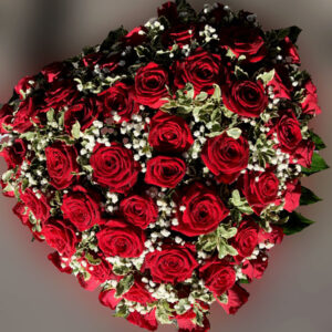 cuore grande di rose rosse cod-0003