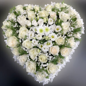 Cuore di fiori bianchi cod-0002