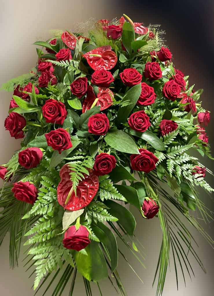 Cuscino di fiori di rose rosse Cod.16exr