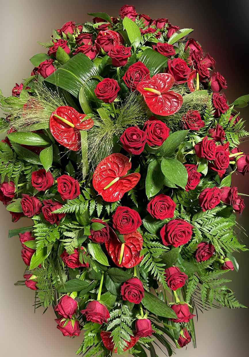 Cuscino di fiori di rose rosse Cod.16exr